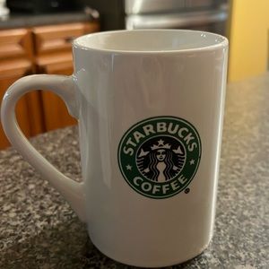 🔥2008 Starbucks Ceramic Cup!! 10 fl oz!! Like new and no. Hips or flaws noted!